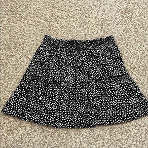 Alelly Boutique Black and White Cheetah Print Tiered Mini Skirt - Size Medium